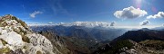 61 Panoramica dal Venturosa sulla media Valle Brembana